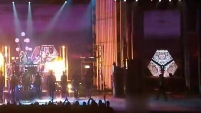 Nicki Minaj、David Guetta - The Night Is Still Young + Hey Mama