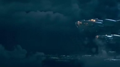 Ellie Goulding、Madeon - Stay Awake