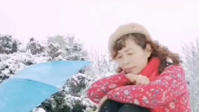 蛋蛋音乐室 - 蒋大为《雪花飘飘》，经典老歌，好听！