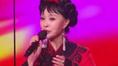 爱唱歌的小贤 - 民歌中国：曲比阿乌-《情深谊长》