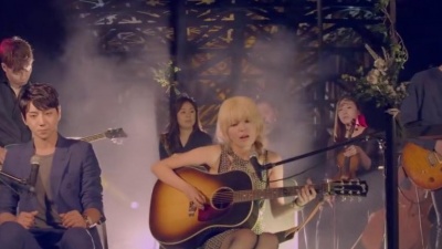黄致列、leeSA - 抓住这个夜晚的尾巴
