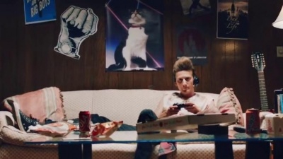 5 Seconds of Summer - She's Kinda Hot