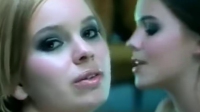 M2M - Mirror Mirror 中英字幕 (啰哩C罗制)