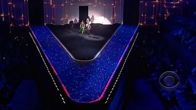 The Black Eyed Peas - Meet Me Halfway - Victorias Secret Fashion Show 现场版09/12/01