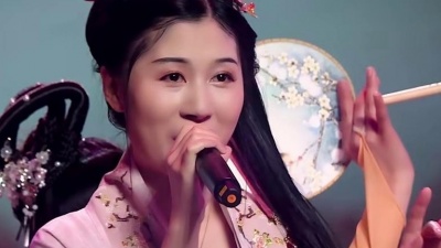 许多葵、李丹凤 - 杏花落时茶幽香