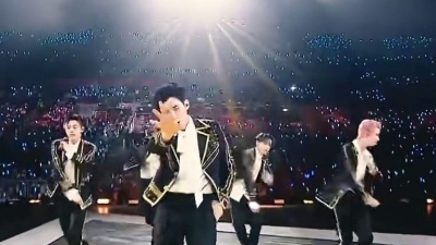 翻仔集 - 2019R1SE巡回演唱会：R1SE 唱跳《World World World》