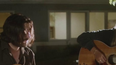 Chelsea Cutler、Noah Kahan - Crazier Things