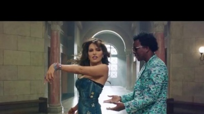 Gloria Trevi、Charly Black - Me Lloras