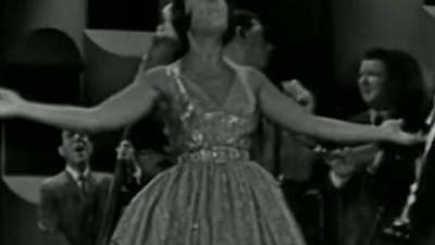 Louis Prima、Keely Smith、Sam Butera and The Witnesses - Embraceable You/I Got It Bad And That Ain't Good/I'm In The Mood For Love