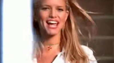 Jessica Simpson - I Think I'm In Love With You