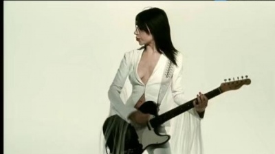 PJ Harvey - This Is Love