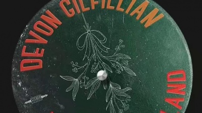 Devon Gilfillian - Winter Wonderland