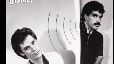 Daryl Hall And John Oates - Everytime You Go Away
