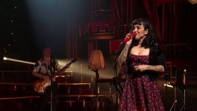 Mon Laferte - Cumbia Para Olvidar