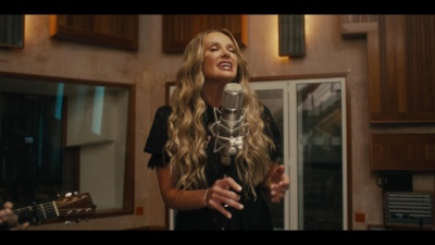 Carly Pearce - We Don't Fight Anymore