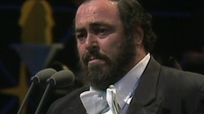 Philharmonia Orchestra、Luciano Pavarotti、Leone Magiera - Leoncavallo: I Pagliacci / Act 1 - &quot;Vesti la giubba&quot;