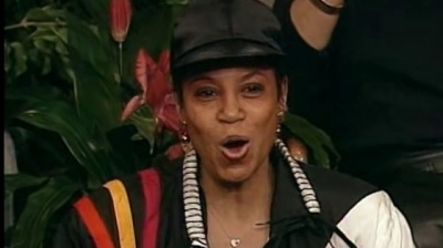 Richard Smallwood、jennifer holliday、Donald Vails、Robert Anderson、babbie mason、walter hawkins、Leann Faine、Angela Spivey、albertina walker、Dorothy Norwood、The Caravans、Jessy Dixon、Edgar O’Neal、Margaret Douroux、Romance Watson、Richard White、billy preston、 - I Shall Wear A Crown