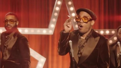 Bruno Mars、Anderson .Paak、Silk Sonic - Smokin Out The Window