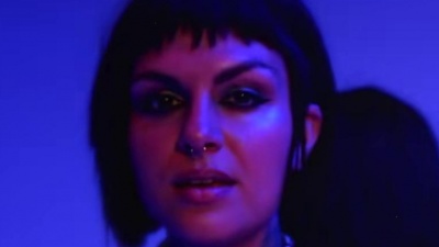 Krewella、BEAUZ - Never Been Hurt
