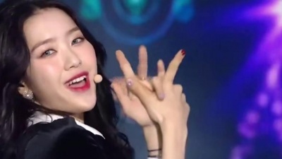 OH MY GIRL - 초대장 + Dun Dun Dance
