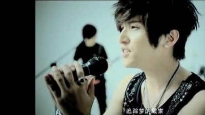 李恭 - 魔幻季节 官方版