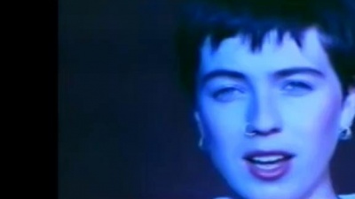 Frente! - Bizarre Love Triangle