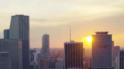 Paris Blohm、Blondfire - Something About You