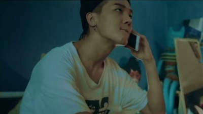 MOBB、Kush - HIT ME