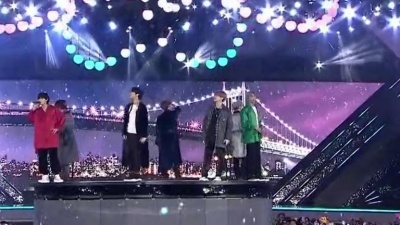 BTS - Mikrokosmos (Live At KBS WORLD TV 21/03/29)