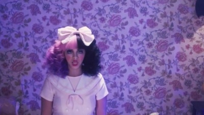 Melanie Martinez - Dollhouse