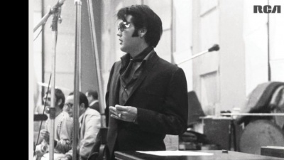 Elvis Presley、The Royal Philharmonic Orchestra - It's Now or Never