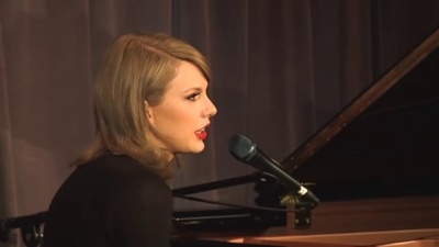 Taylor Swift - Out Of The Woods (Live At Grammy Museum 2015)