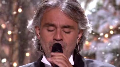Andrea Bocelli - White Christmas