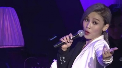 李佳薇 - 占据幸福 (2016李佳薇新歌演唱会)