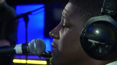 Labrinth、Various Artists - Shake It Off (Taylor Swift cover in the Live Lounge)