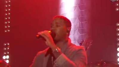 Jeremih、50 Cent - Down On Me (Live on the Honda Stage at the iHeartRadio Theater LA 2015)