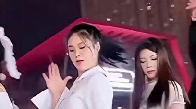 1318374911 - 跳