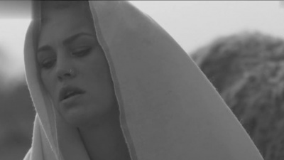Elliphant、Twin Shadow - Where Is Home