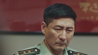 李家鑫3867 - 建军节，一曲《军旗飘飘》震撼心灵，唱的太好了，不愧是红色经典