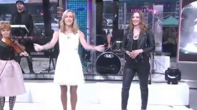 Lindsey Stirling、Lzzy Hale - Shatter Me