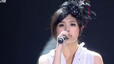 张含韵 - 叶子 非同凡响 现场版