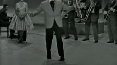 Louis Prima、Keely Smith - When You're Smilin'