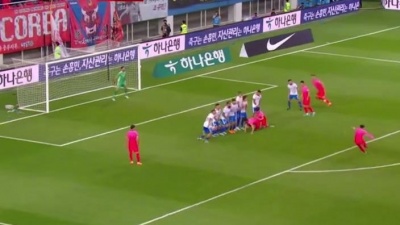 翻身的咸鱼 - 孙兴慜任意球破门，黄喜灿世界波，韩国2-0智利！#韩国2比0智利 #孙兴慜任意球破门 #孙