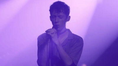 Troye Sivan - Love is A Losing Game (Vevo Presents) (Live)