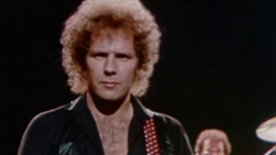 loverboy - Gangs In the Street