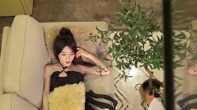 踏过荒骨 - “笨蛋，别再做情绪的奴隶，去实现那个说出来都会被嘲笑的梦想吧”#野花做了一场玫瑰花的梦