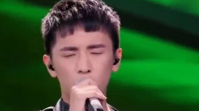 俺来了 - 谭维维和男子精彩演绎《带我到山顶》别具韵味的嗓音，娓娓动听！