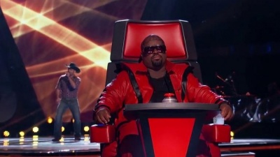 Justin Chain、The Voice of America - She's Country