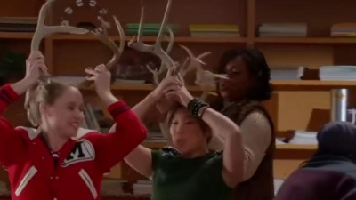 Glee Cast - Rockin' Around The Christmas Tree