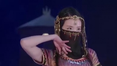 筱紊 - 异域风情舞蹈群像